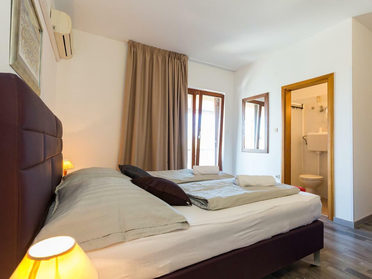 Ulika Rooms & Apartments Пореч Екстер'єр фото